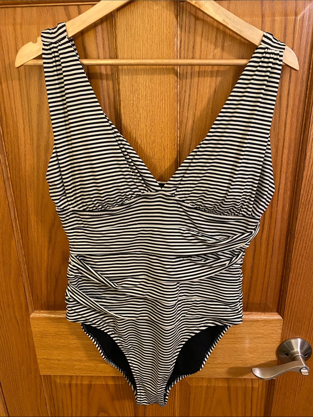 Vintage Garnet Hill Black & White Striped One-Piece Tummy Control Swimsuit Sz 12